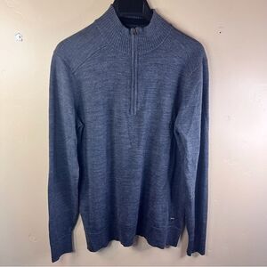 SmartWool Mens Half Zip Gray Pullover Sweater Size Medium Small Flaw On Arm Pic